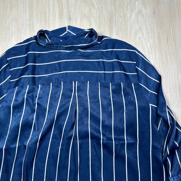 NWT Maurices Stripe Navy White Satin Button Down Satin Blouse Top Plus Size 4X - Picture 14 of 15